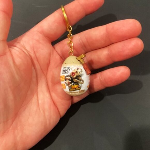 Robo Alive Dino Fossil Find Keychain – Mini Dino Egg Adventure - Picture 7 of 10